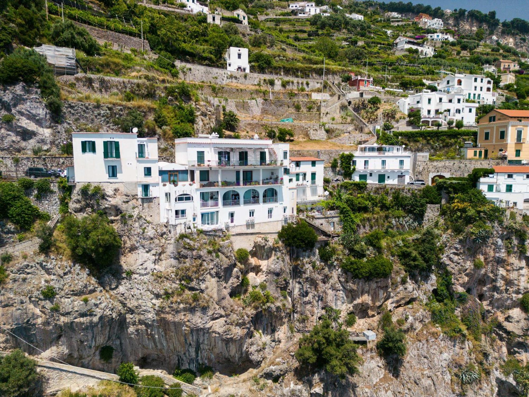 La Dimora Del Maestro Bed and Breakfast Amalfi Exteriör bild